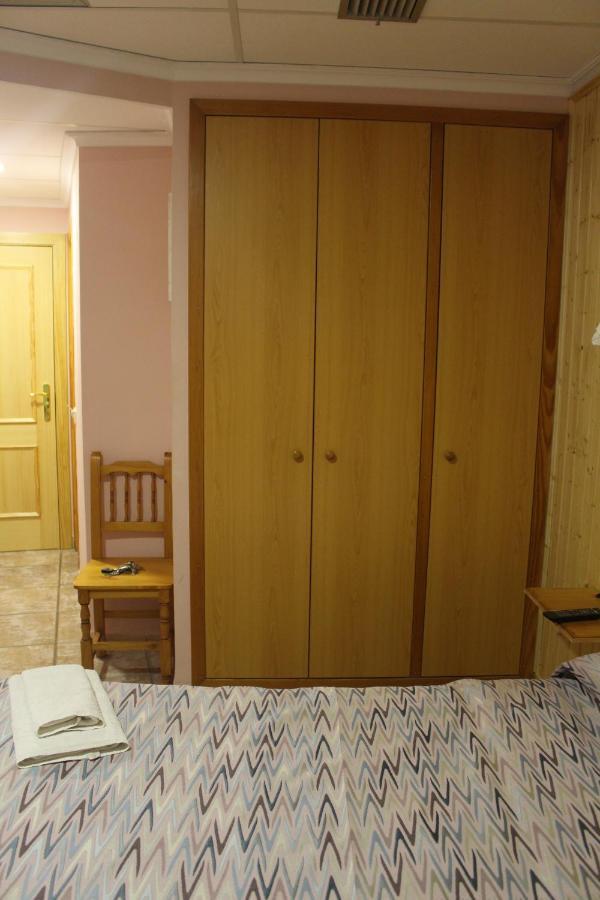 Hostel La Posa Villar del Arzobispo Zewnętrze zdjęcie