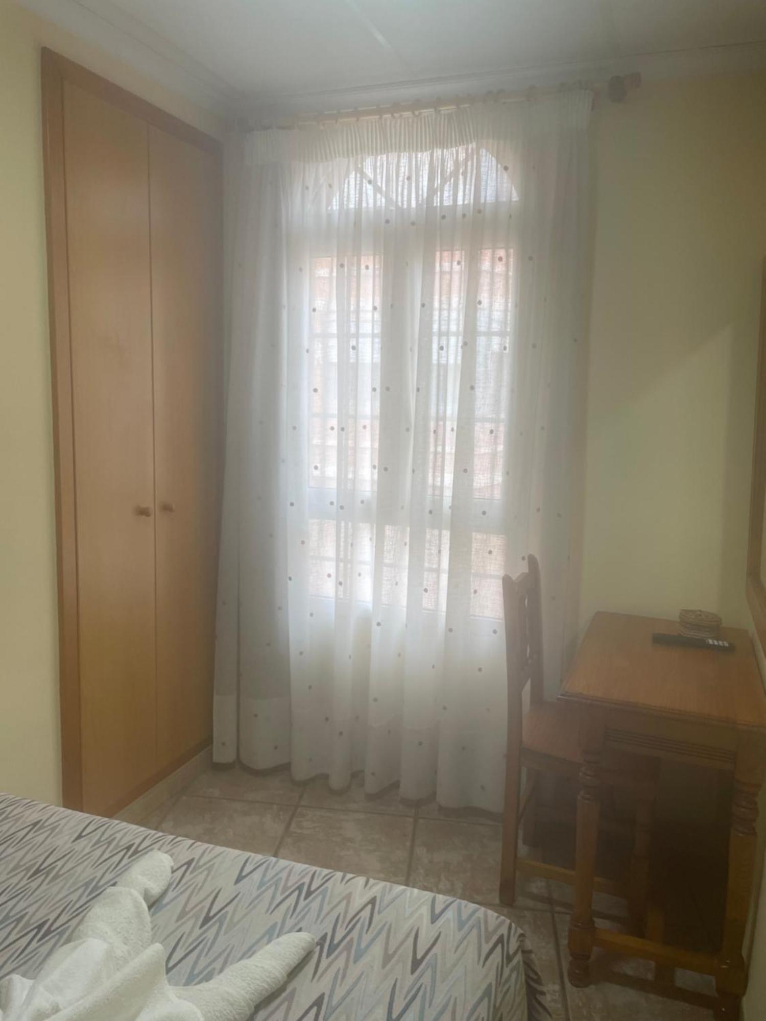 Hostel La Posa Villar del Arzobispo Zewnętrze zdjęcie