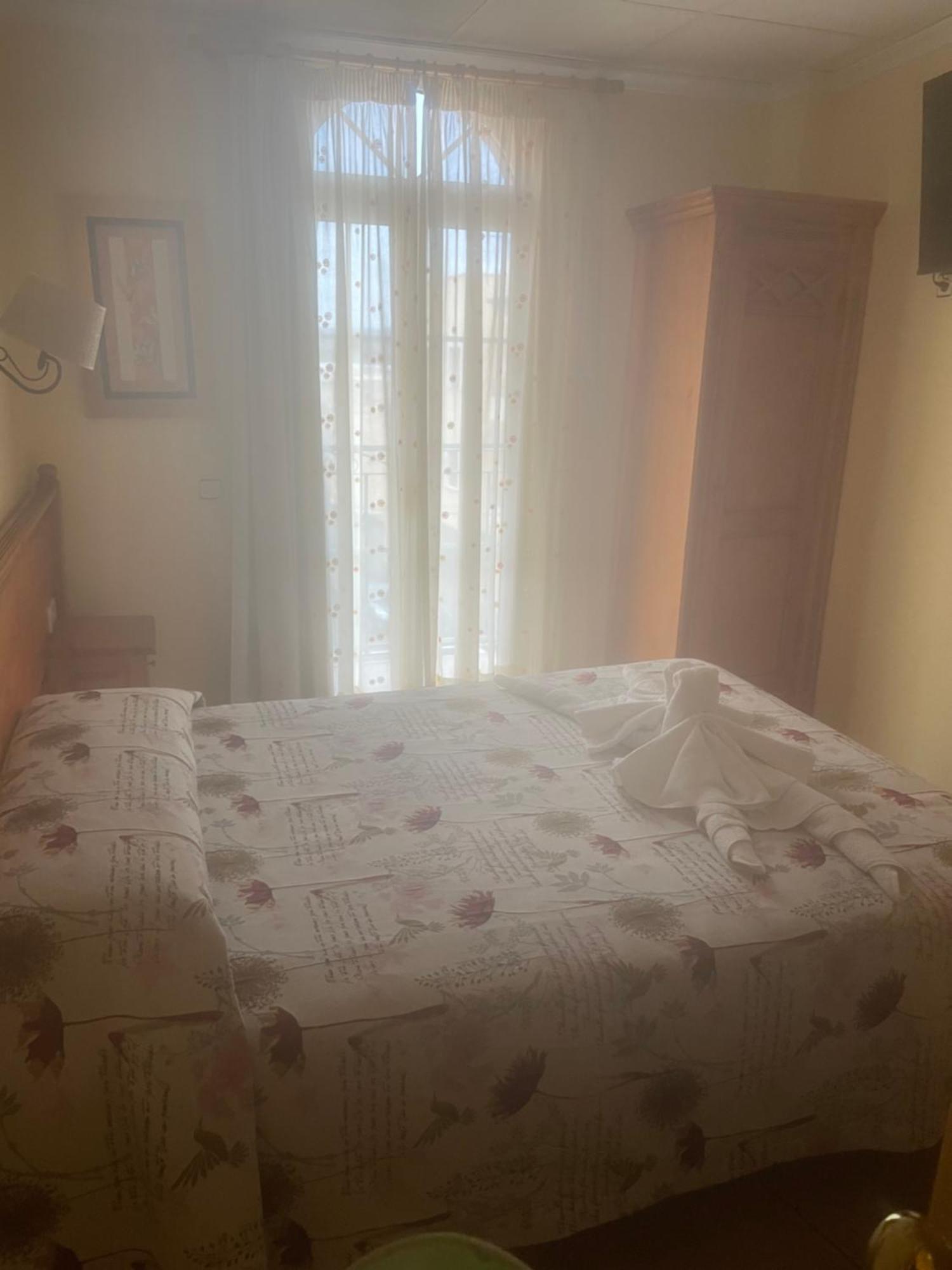 Hostel La Posa Villar del Arzobispo Zewnętrze zdjęcie
