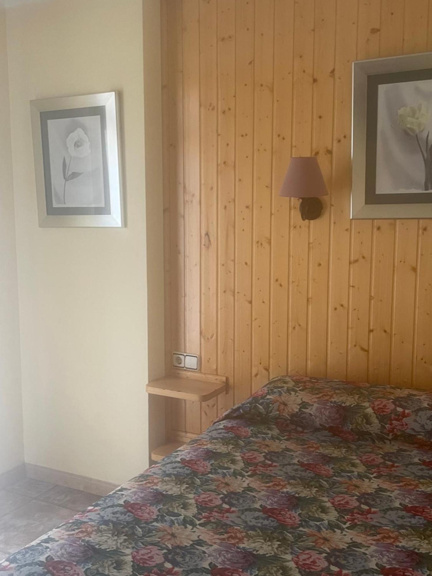 Hostel La Posa Villar del Arzobispo Zewnętrze zdjęcie