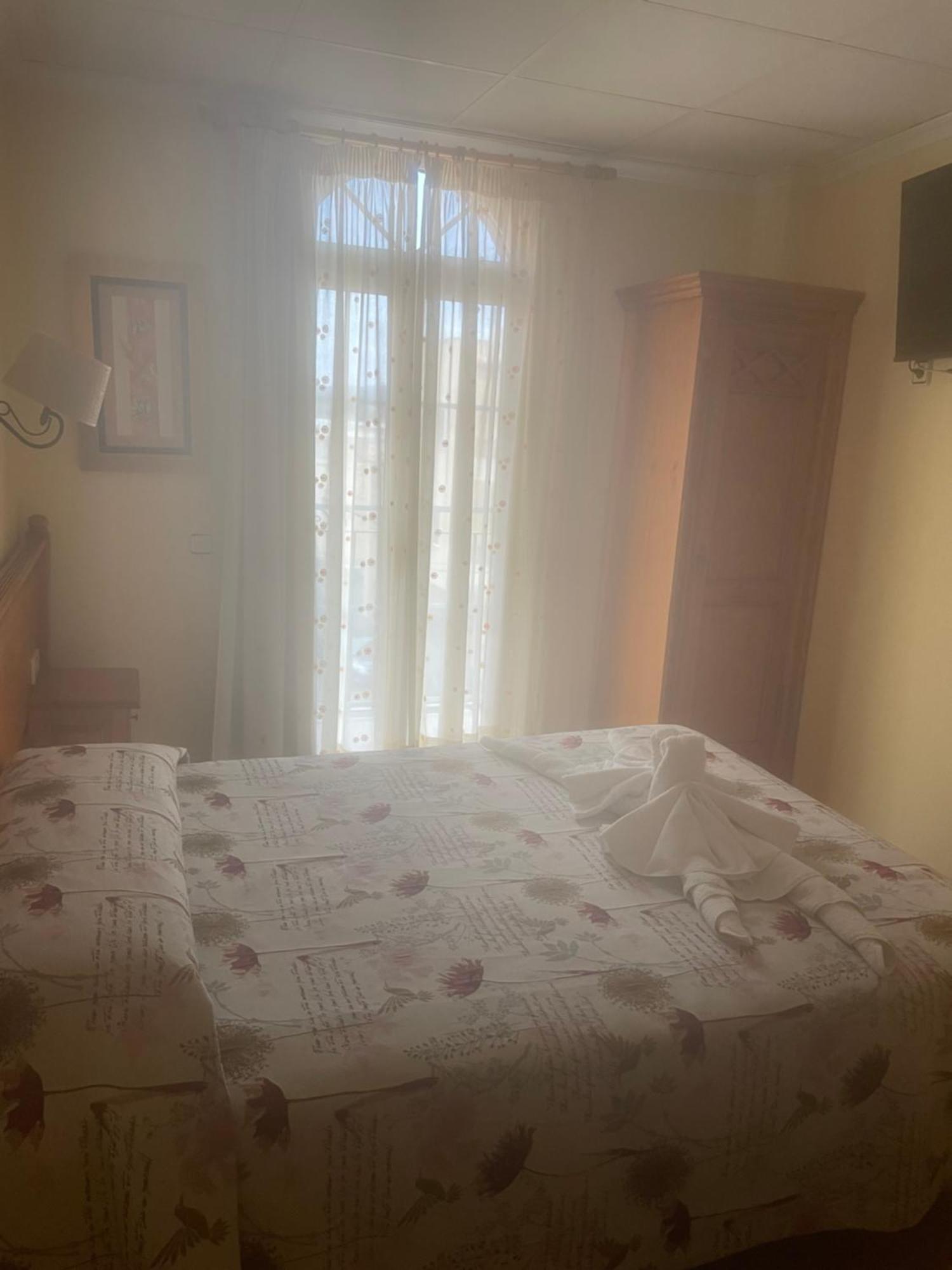 Hostel La Posa Villar del Arzobispo Zewnętrze zdjęcie