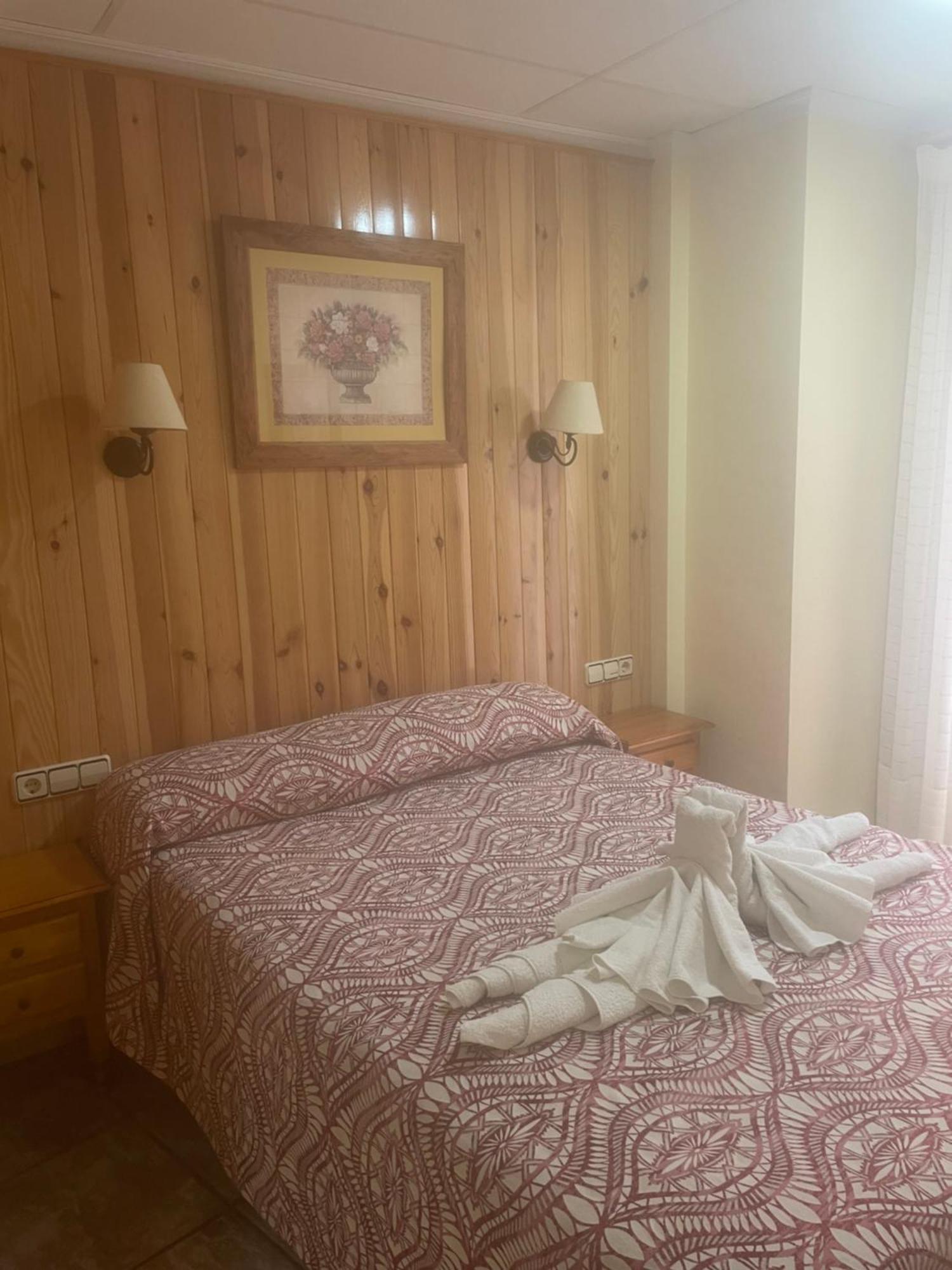 Hostel La Posa Villar del Arzobispo Zewnętrze zdjęcie