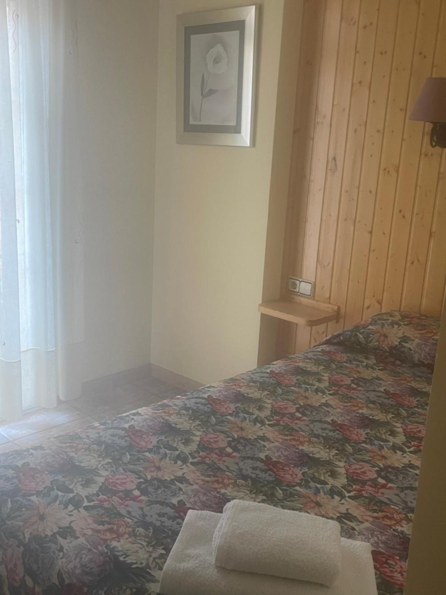 Hostel La Posa Villar del Arzobispo Zewnętrze zdjęcie